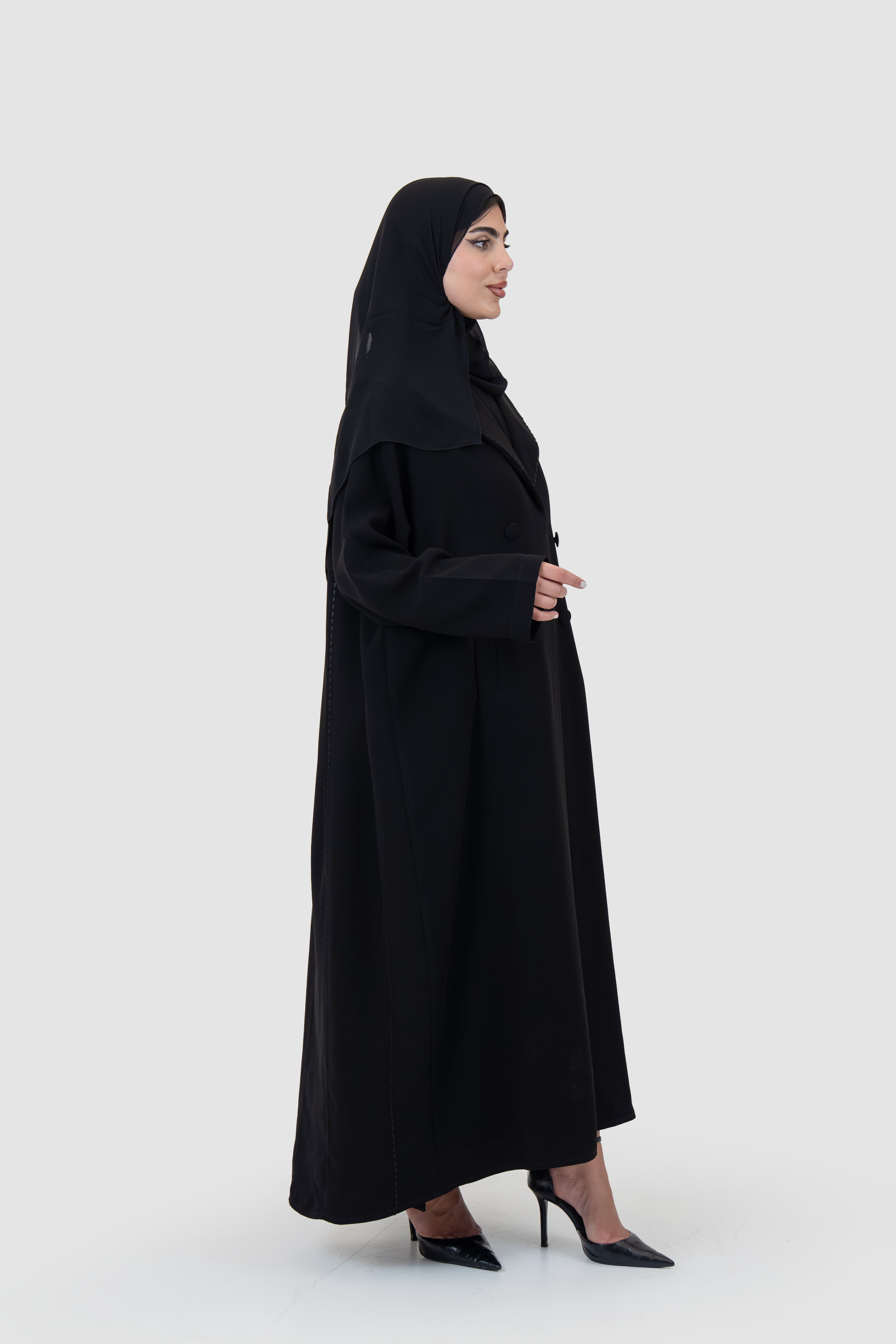تيلا