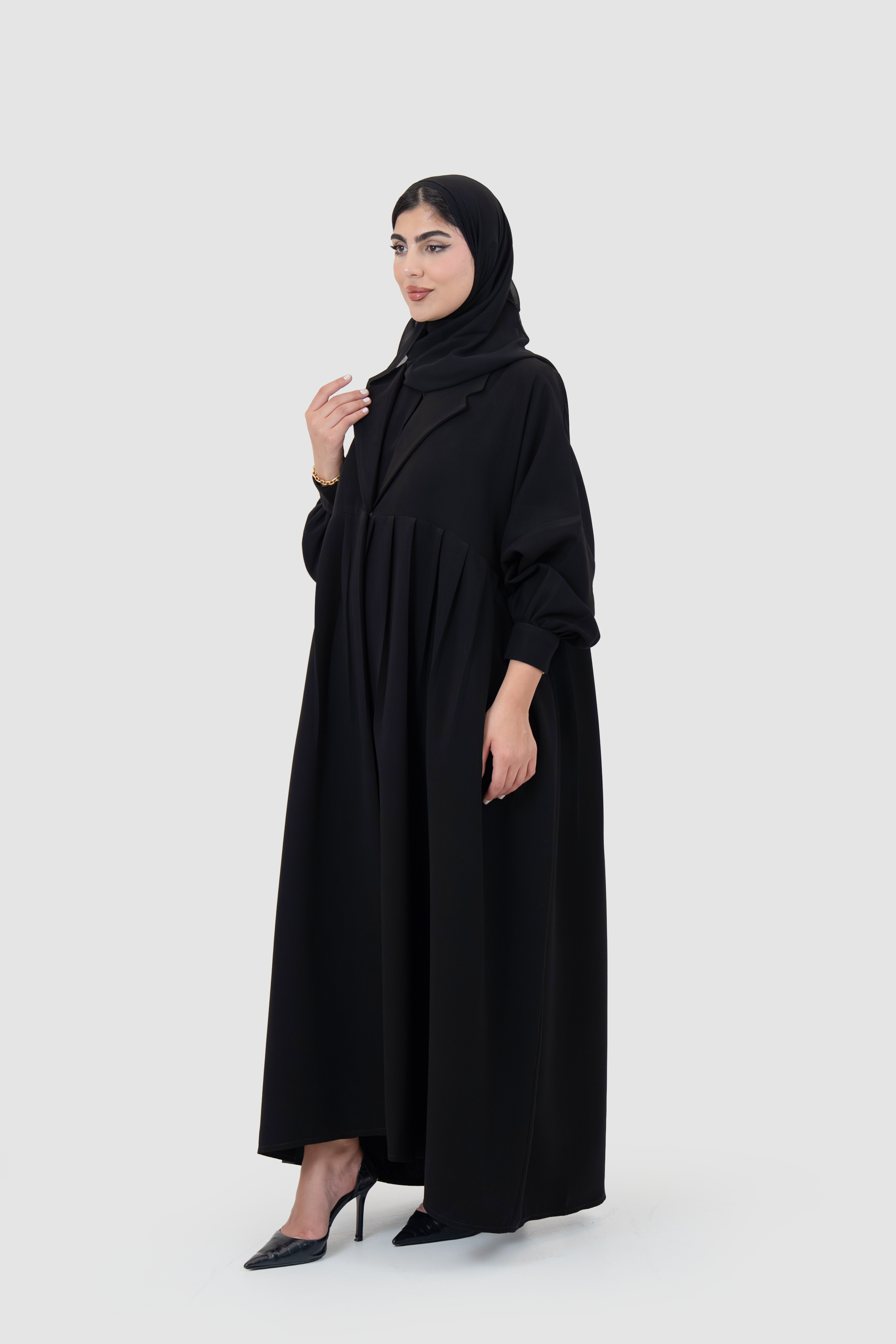 حَتمِيّ